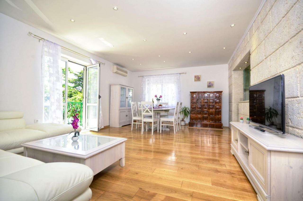 Apartments Vekic マカルスカ エクステリア 写真