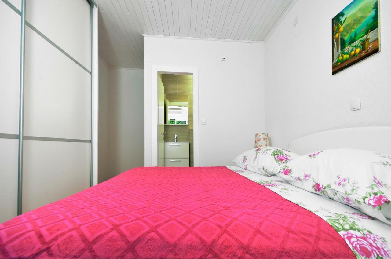Apartments Vekic マカルスカ エクステリア 写真