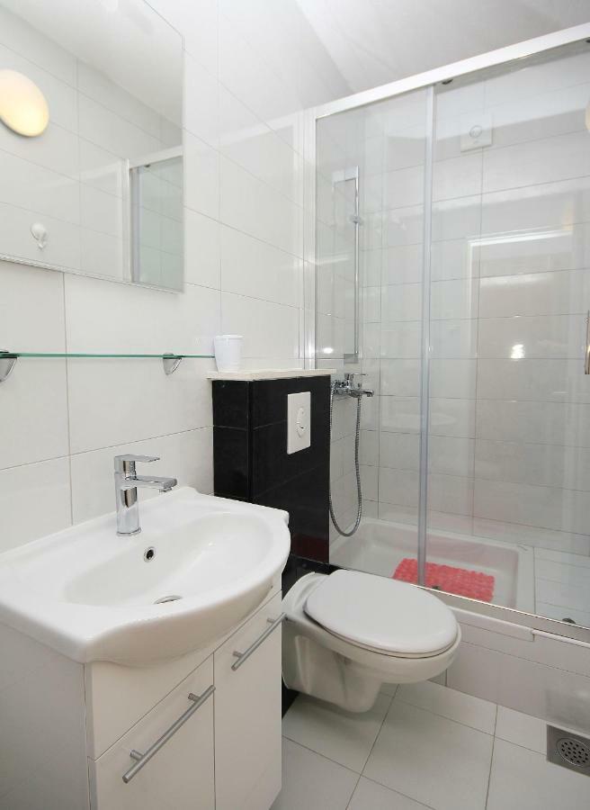 Apartments Vekic マカルスカ エクステリア 写真